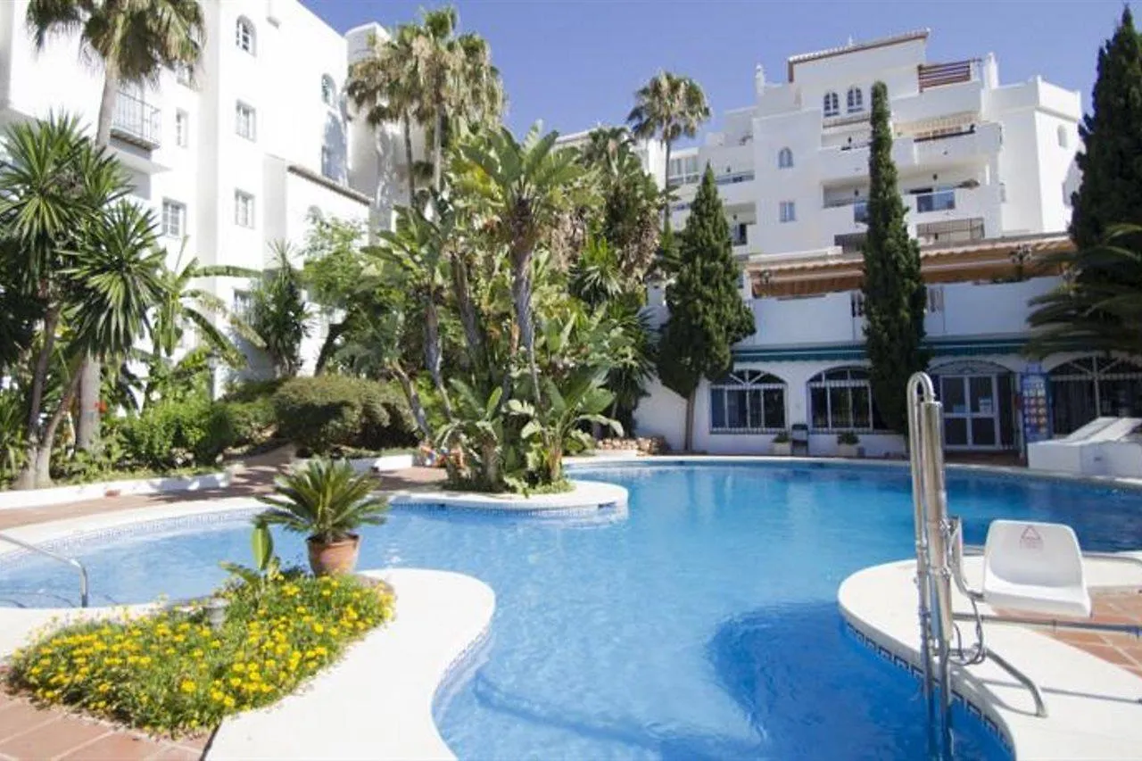 Royal Oasis Club At Pueblo Quinta Aparthotel Benalmadena