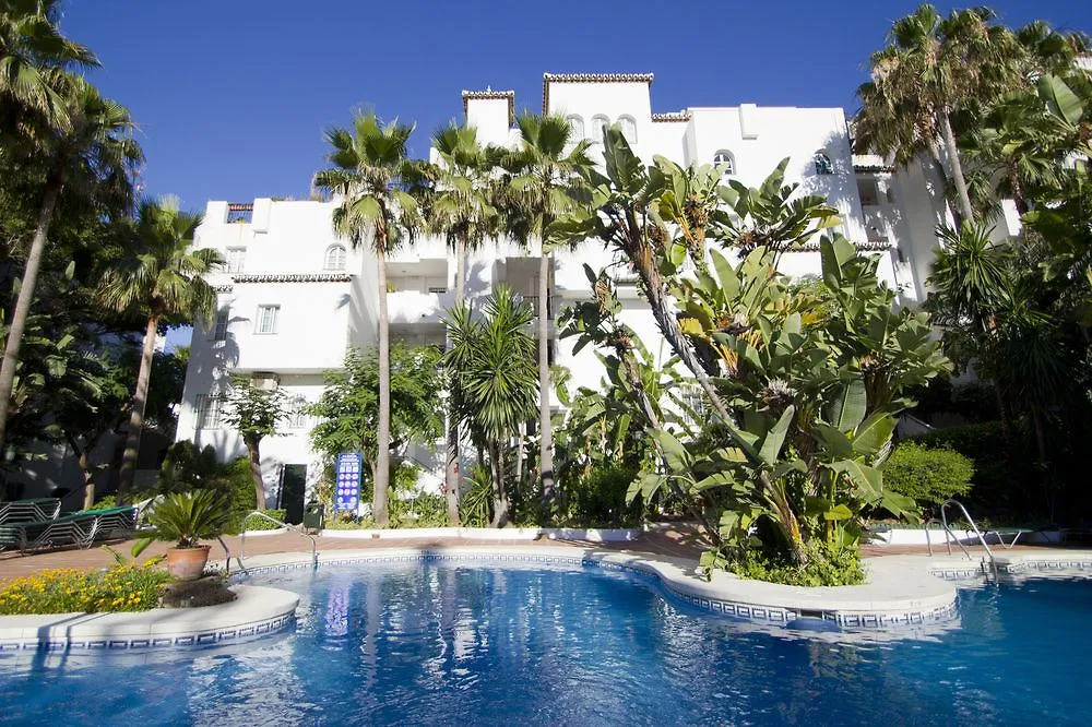 Royal Oasis Club At Pueblo Quinta Aparthotel Benalmadena