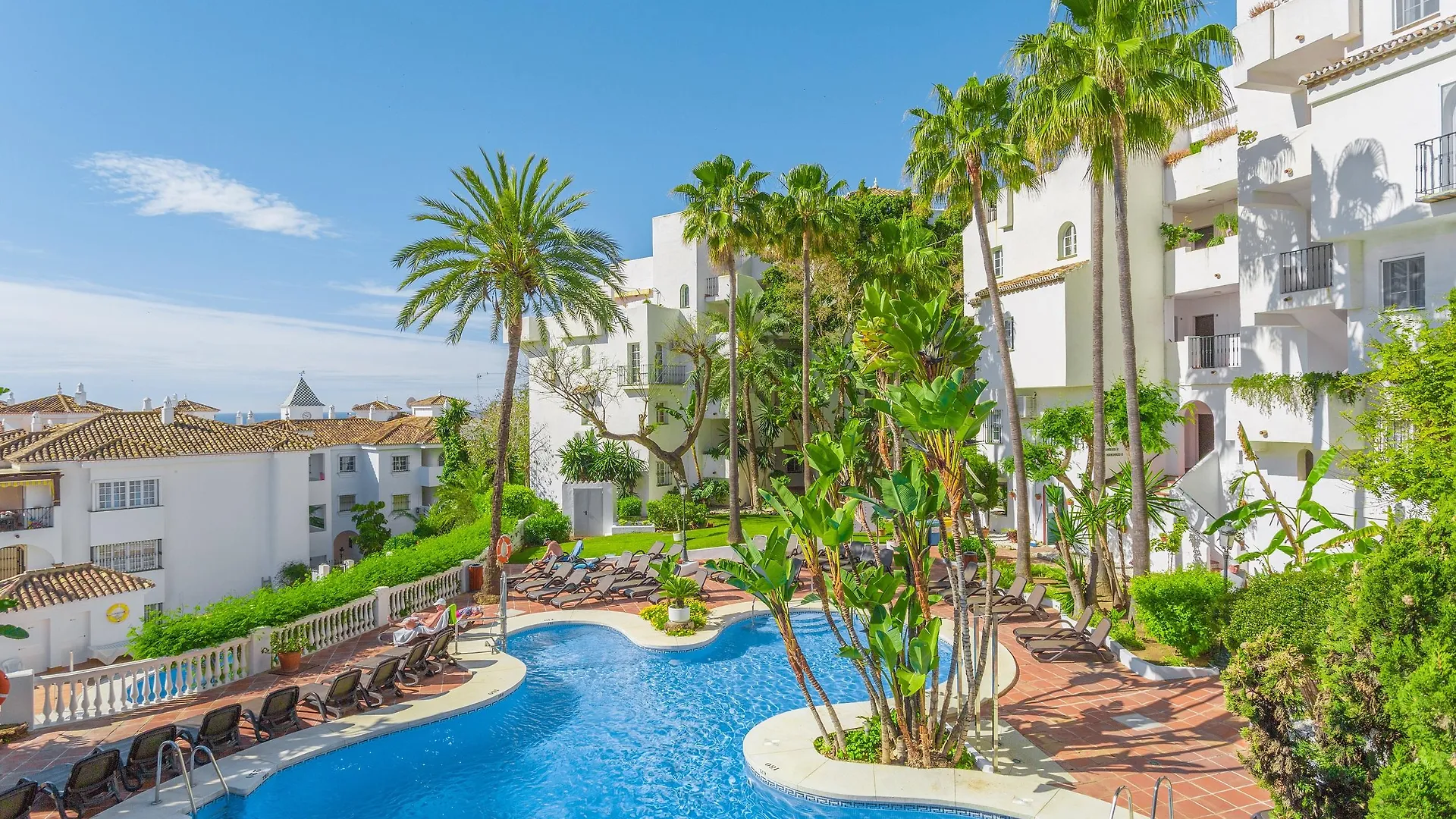 Royal Oasis Club At Pueblo Quinta Aparthotel Benalmadena