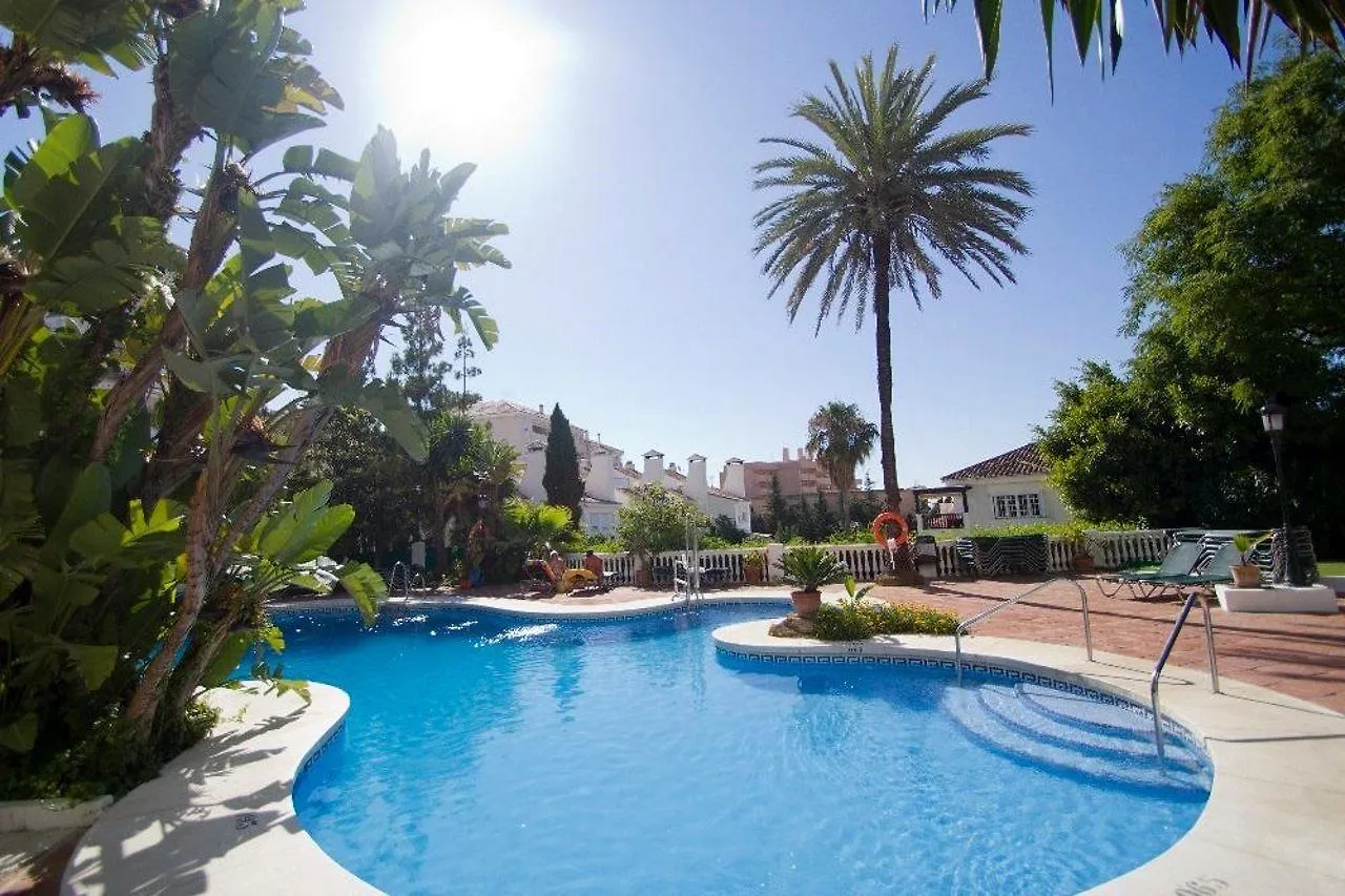 Royal Oasis Club At Pueblo Quinta Aparthotel Benalmadena Spain