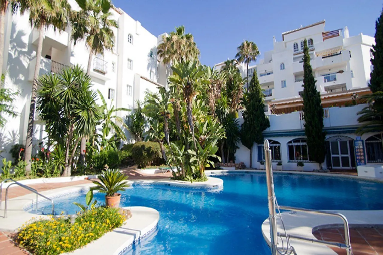 Royal Oasis Club At Pueblo Quinta Aparthotel Benalmadena 3*,  Spain