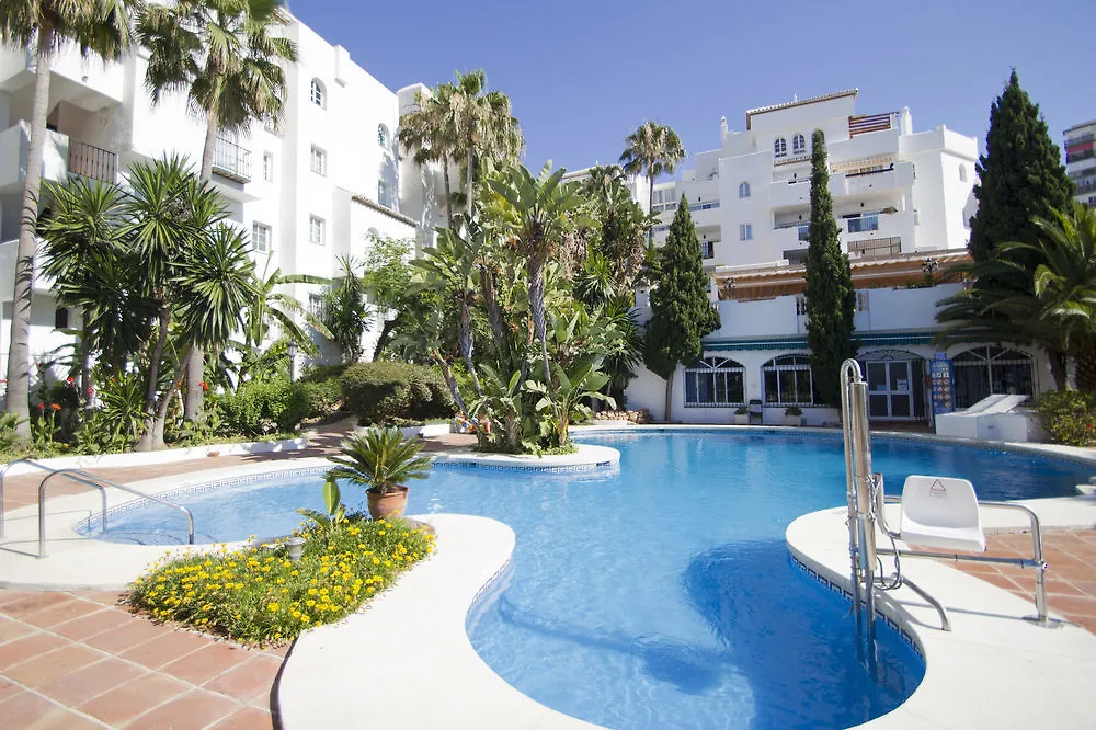 Royal Oasis Club At Pueblo Quinta Aparthotel Benalmadena